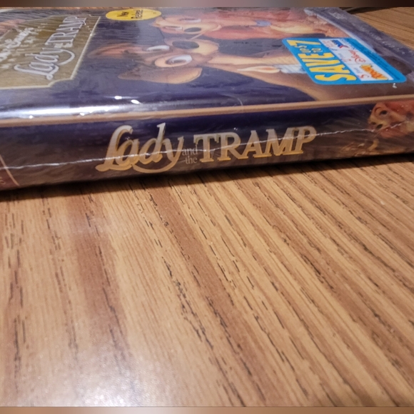 Walt Disney's Masterpiece. LADY AND THE TRAMP - Picture 6 of 7